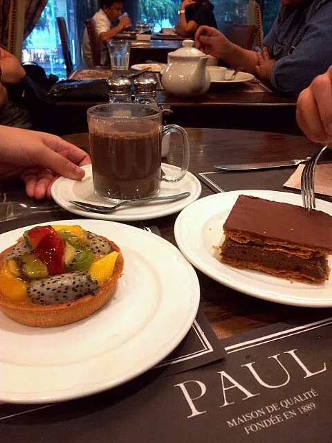 Fresh Multifruit Tart + Chocolate Mille Feuille|WHさん