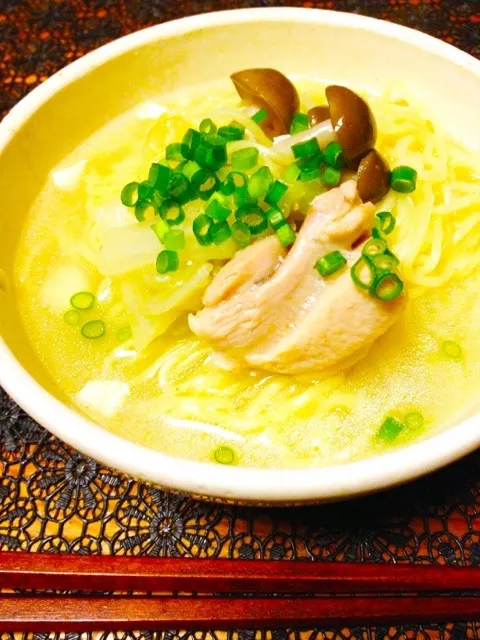 水炊きの〆はラーメンを入れて鶏煮込みそば|마도카さん