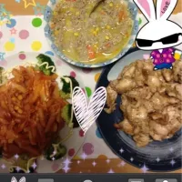 Snapdishの料理写真:鳥肉ガーリックソテー  ミートソースマカロニ|矢部智恵子さん