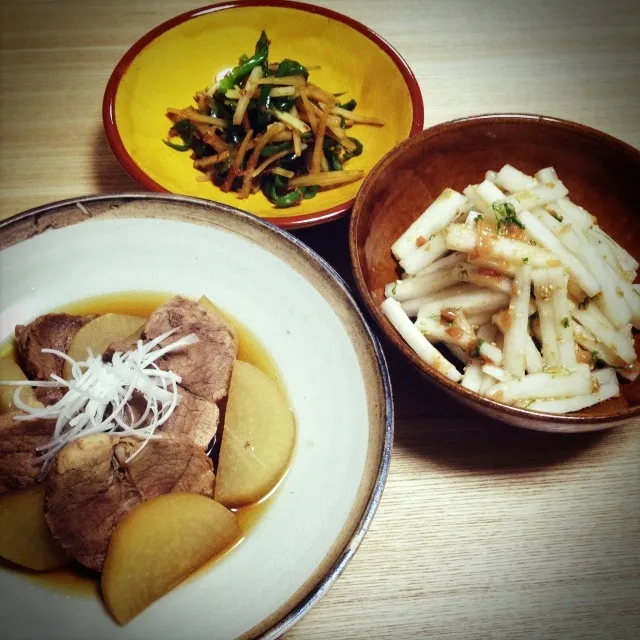 豚と大根の煮物・大根とピーマンの醤油炒め・大根の梅サラダ|RINOさん