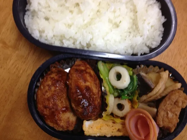 Snapdishの料理写真:ハンバーグ弁当|小野香苗さん