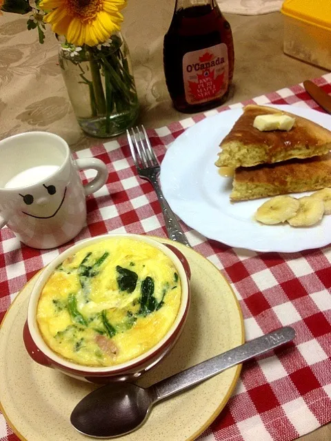 キッシュとバナナのホットケーキ|えつんこさん