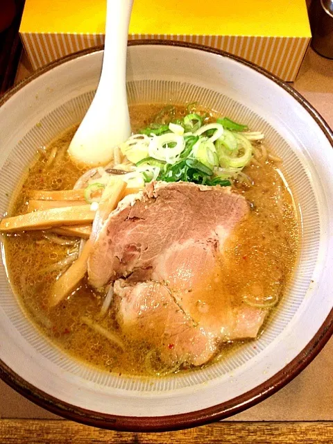 喜らくの🍜味噌ラーメン|ベジさんさん