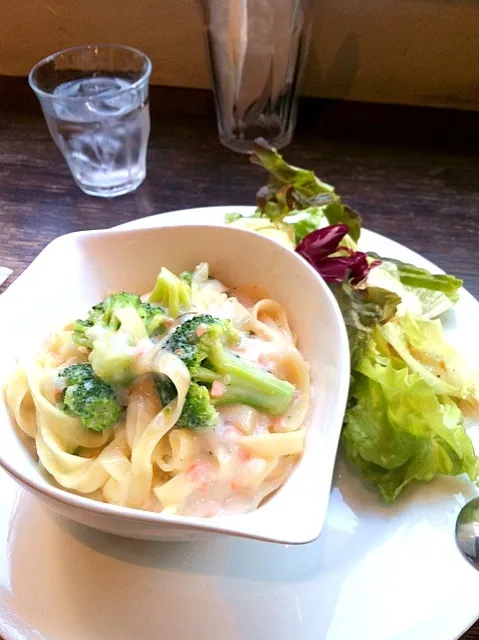 池袋東口で唯一好きなカフェのパスタランチ！サラダたっぷりでかわいい|はるたさん