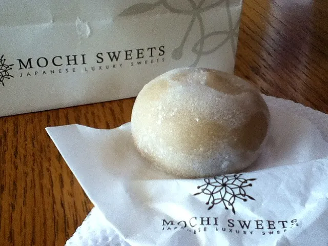 Caramel Macchiato Mochi @ Mochi Sweets MOA|robert musngiさん