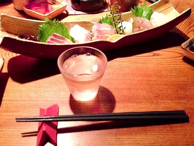 Sashimi&Sake🍶  寒いのでのんびりさしつさされつ〜|🌈Ami🍻さん