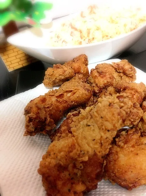 ケンタッキー風チキンと山盛りコールスロー|カツヤさん