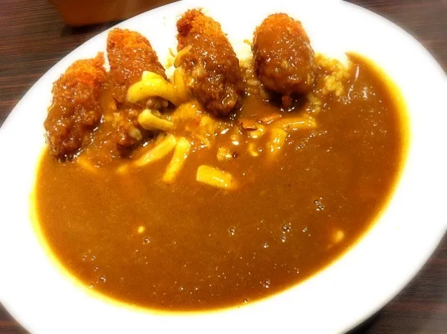 遅めの晩御飯。久しぶりにココイチのカキフライチーズカレー。(ﾟдﾟ)ｳﾏｰ 。|JTKさん