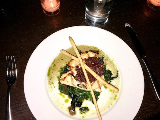 Grilled swordfish with greens|atul pandeさん