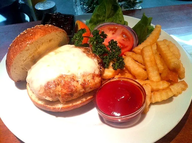 Christmas brunch special Turkey Burger|lauren shannonさん