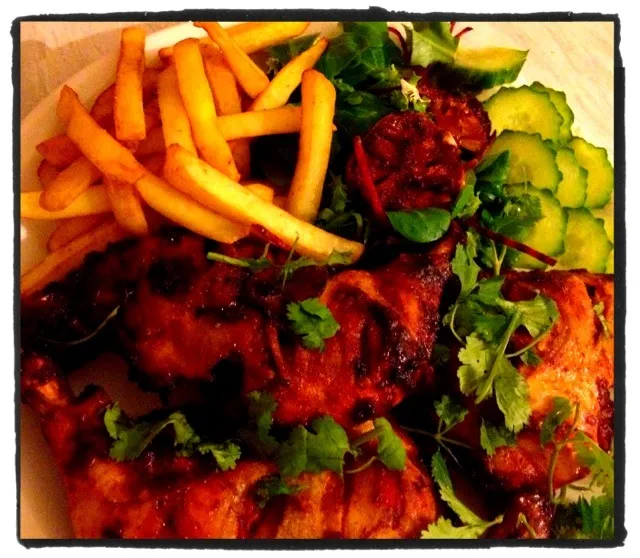 piri piri chicken thighs with crispy fries👌|shafiyaさん