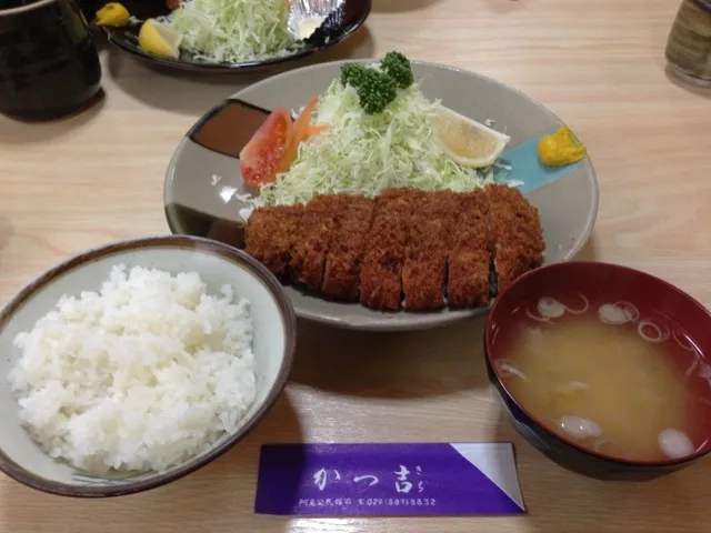 特ロースカツ定食|藤澤さん