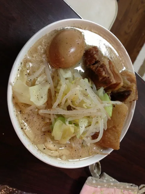 Snapdishの料理写真:二郎インスパイア系ラーメン|kazukiさん