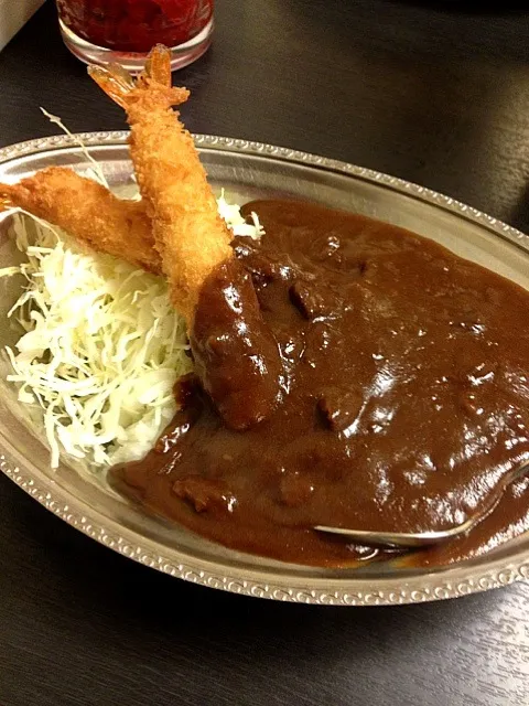 旦那さんが仕事の時によく食べに行くカレー🎵|カズミさん