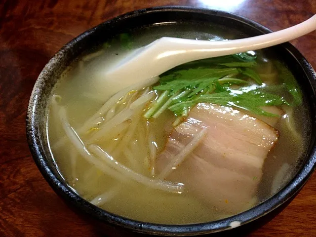 塩ラーメン|おっとさん