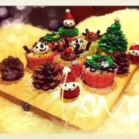 Snapdishの料理写真:改进版christmas cupcakes|wangさん