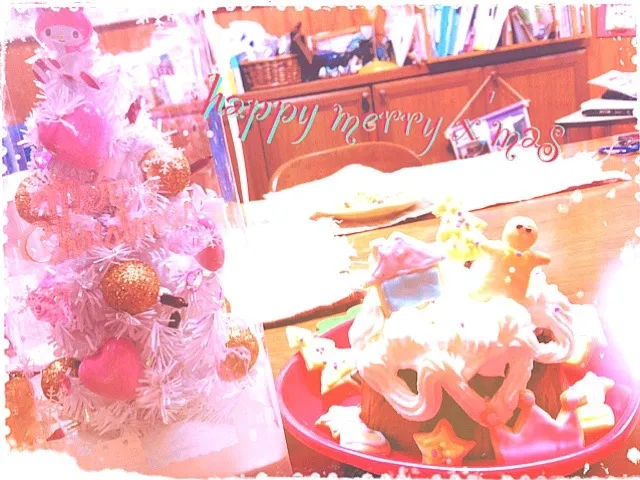 Snapdishの料理写真:みやちゃん作♡Xmas cake♡|みやちゃんさん