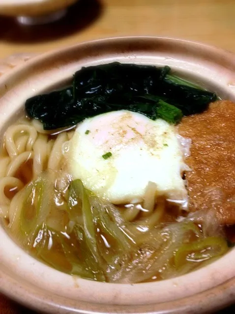 実家の母が作った鍋焼きうどん|うっちーさん