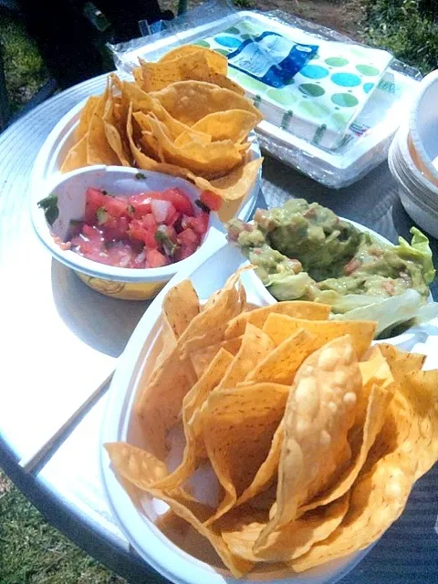 tacos chip☆salsa＆guacamole
😋タコスチップ サルサ&ガッカモーレ|🌈Ami🍻さん