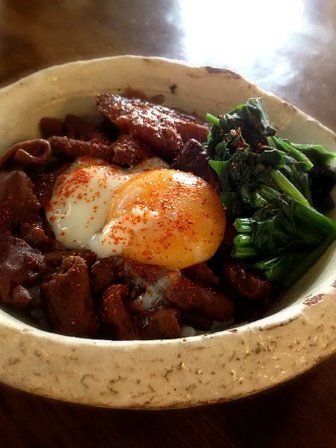 Snapdishの料理写真:もつ煮丼✨|kayoさん