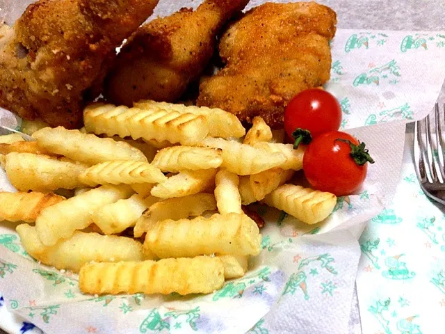 フライドポテト。チキン。|白ご飯大好き専用ザク。さん