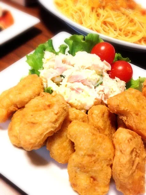 ポテトサラダとチキンマックナゲット|まもくるさん