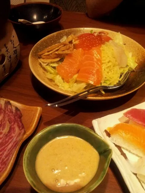 Kaisen ramen salad w/ sesame dressing|genさん