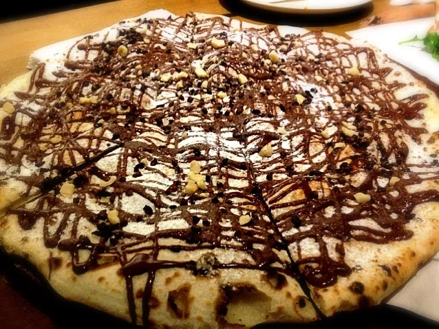 Snapdishの料理写真:Chocolate pizza for lunch dessert @ pizzeria Oggi|Larry Chuさん