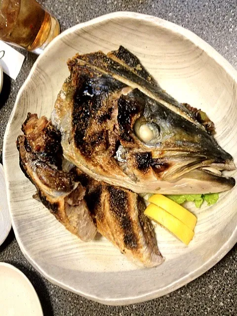 Snapdishの料理写真:鯛のカブト焼き|MaRoさん