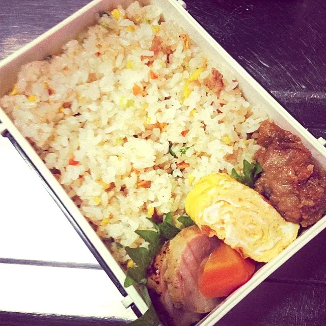 チャーハン弁当|まる(*･ω･*)さん