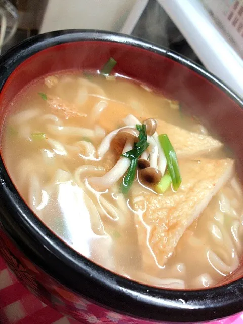 昼ごはんは、どん兵衛の袋麺|ハルさん