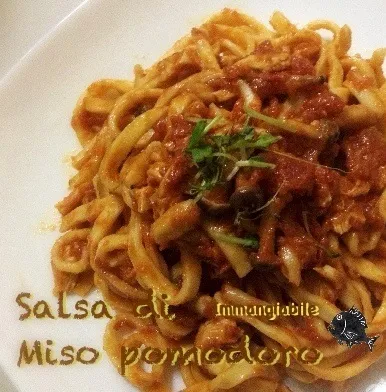 Snapdishの料理写真:Fettuccine  salsa di miso pomodoro|nofishさん