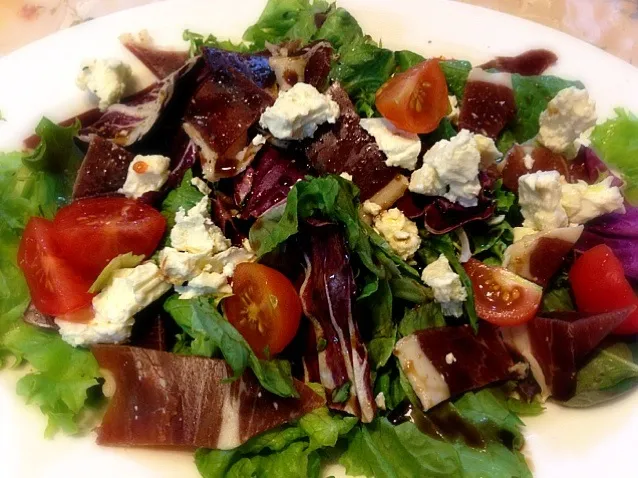 Jamon & feta cheese green salad with balsamic vinegar|Misstyさん