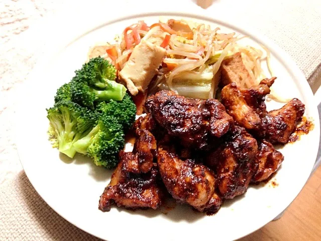 鶏胸肉のトマト焼き〜野菜と煮物|ワンプレートさん