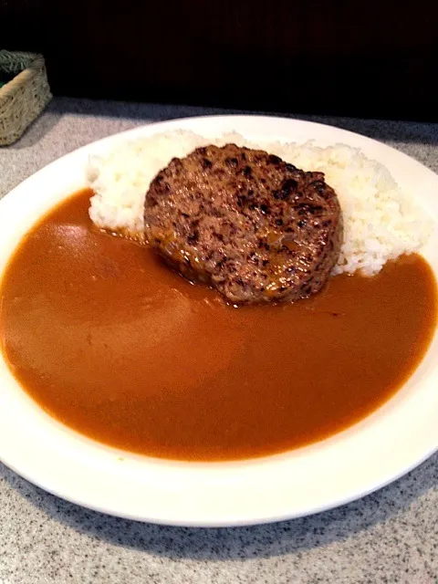 東京駅限定 黒毛和牛ハンバーグカレー|KOHNO Y.さん