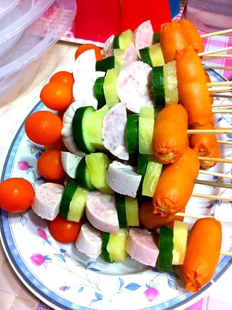 Cocktail sausage, ham n veg|shirlynさん