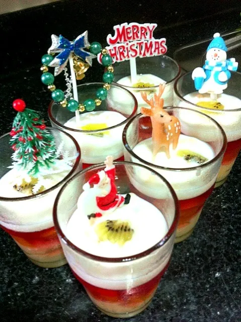 Custard jelly with yoghurt cups|shirlynさん