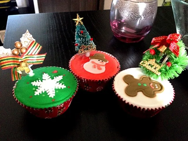 Cupcake for X'mas|Mandy_wenさん