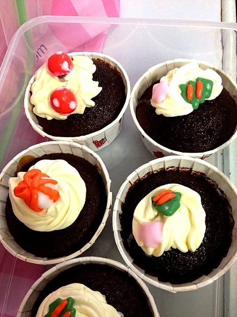 Xmas cupcakes :)|Ellaさん