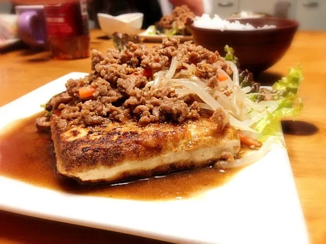 Snapdishの料理写真:肉みそ豆腐ステーキサラダ|俊さん