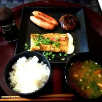 和食朝ごはん♡明太子マヨの出し巻きタマゴだょ^_^|またんさん