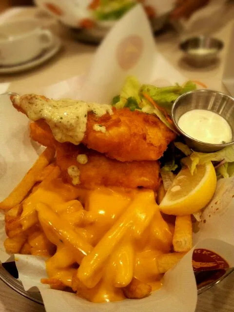 fish and cheese! manhattan fish market|Ernさん