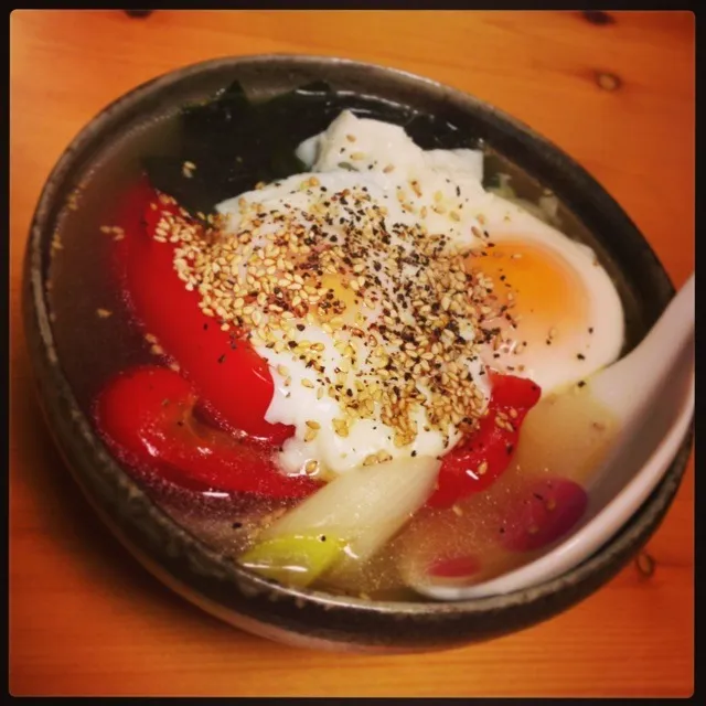 余り物ラーメン。パプリカたまご白ネギ！|ちゅきさん