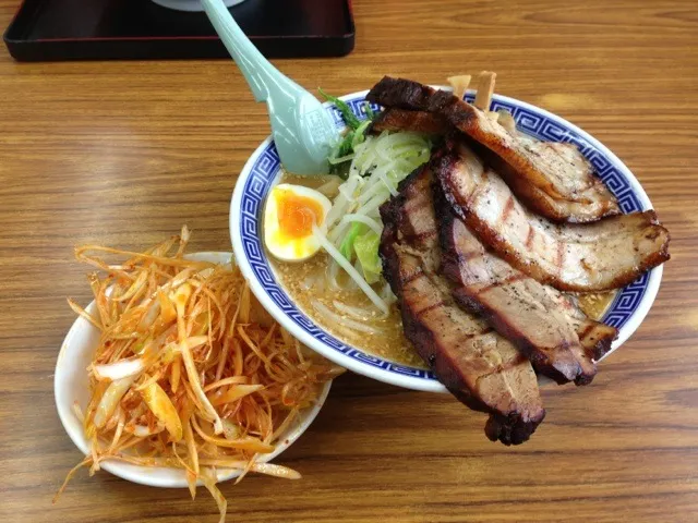 味噌チャーシュー麺普通盛り辛ネギトッピング|ぶーちゃんさん