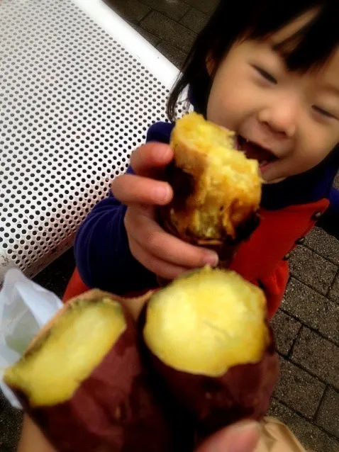 焼き芋でカンパイ♫|NYKさん