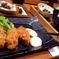 Snapdishの料理写真:カキフライ定食|ゆ吉さん