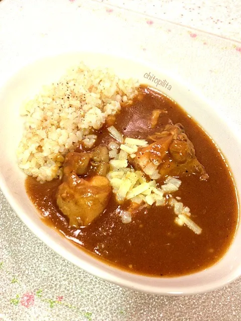 Chicken curry and brown rice|chitopilitaさん