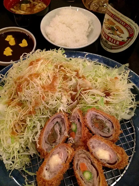 三食カツ＆瓶ビールNOW(・ω・)ノ|伍龍やすさん