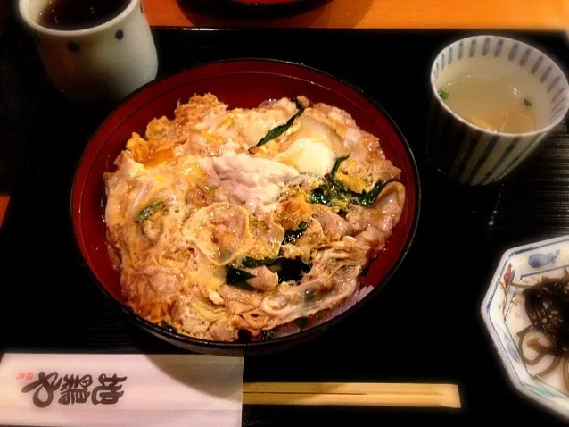 東京駅 『地鶏や』 親子丼|くーさん