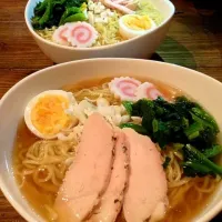 Snapdishの料理写真:自家製丸鶏スープラーメン。
今日のまかない。|furihataさん